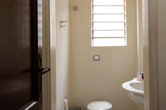 Lavabo de casa para alugar com 4 quartos, 500m² em Pacaembu, São Paulo