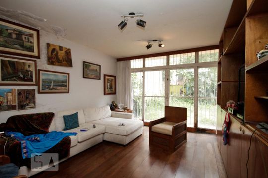 Sala de casa para alugar com 4 quartos, 500m² em Pacaembu, São Paulo