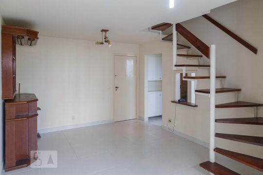 Sala de apartamento para alugar com 2 quartos, 70m² em Recreio dos Bandeirantes, Rio de Janeiro