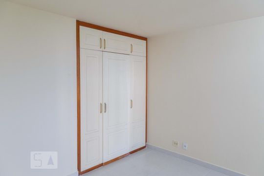 Suíte 1 de apartamento para alugar com 2 quartos, 70m² em Recreio dos Bandeirantes, Rio de Janeiro
