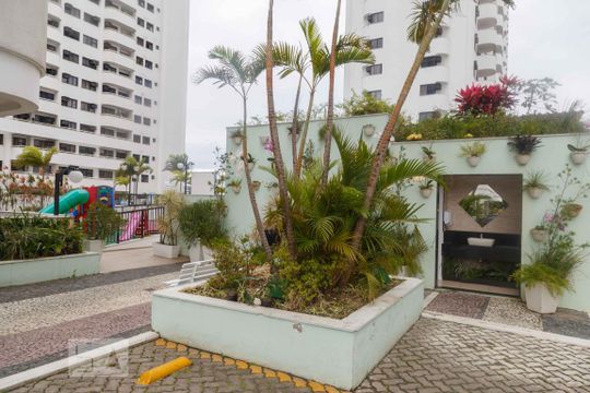 Área comum de apartamento para alugar com 2 quartos, 70m² em Recreio dos Bandeirantes, Rio de Janeiro