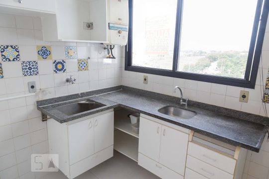Cozinha de apartamento para alugar com 2 quartos, 70m² em Recreio dos Bandeirantes, Rio de Janeiro