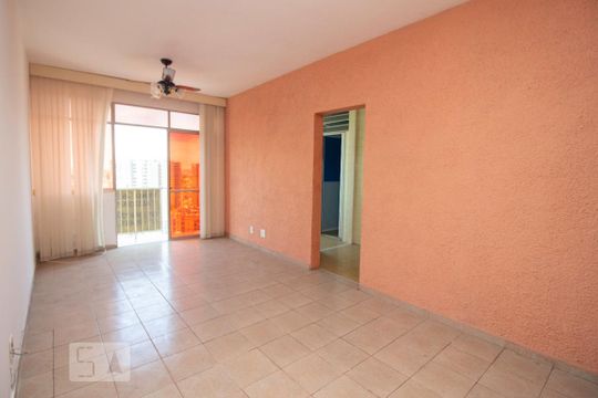 Sala de apartamento à venda com 2 quartos, 79m² em Méier, Rio de Janeiro