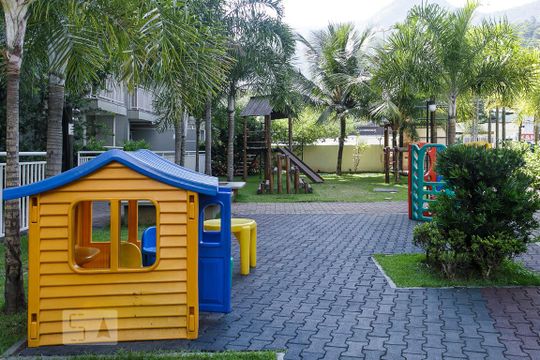Playground de apartamento para alugar com 2 quartos, 55m² em Jacarepaguá, Rio de Janeiro
