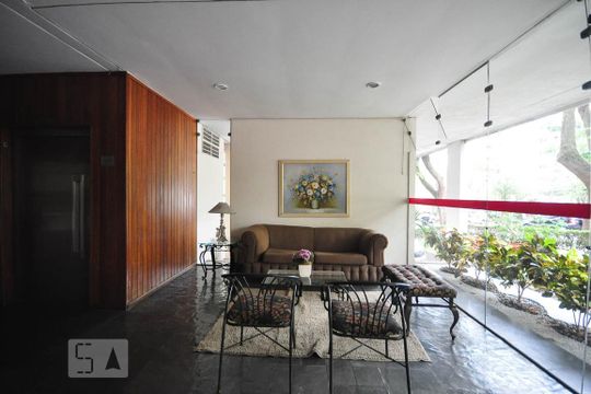 Hall social de apartamento à venda com 3 quartos, 76m² em Jardim Londrina, São Paulo
