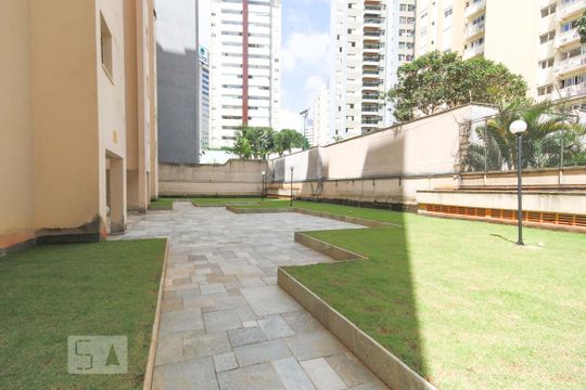Área comum  de apartamento para alugar com 2 quartos, 75m² em Aclimação, São Paulo