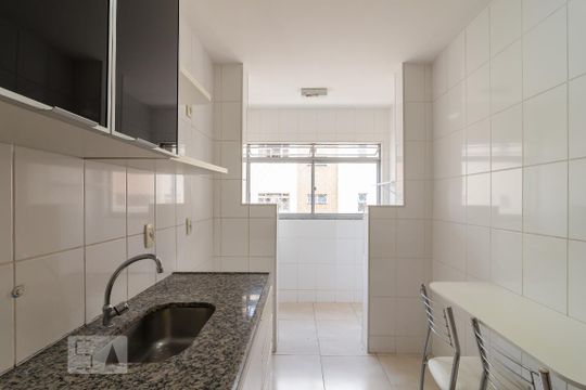 Cozinha de apartamento para alugar com 3 quartos, 116m² em Ouro Preto, Belo Horizonte