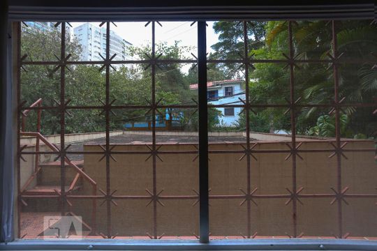 Quarto Suite Vista de casa à venda com 3 quartos, 350m² em Sumaré, São Paulo