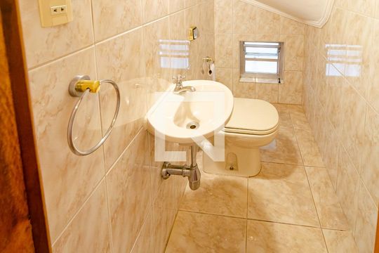 Lavabo de casa para alugar com 3 quartos, 125m² em Parque Jabaquara, São Paulo