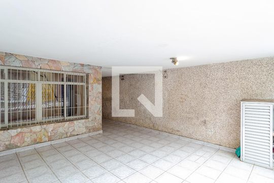 Garagem de casa para alugar com 3 quartos, 125m² em Parque Jabaquara, São Paulo