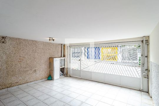 Garagem de casa para alugar com 3 quartos, 125m² em Parque Jabaquara, São Paulo