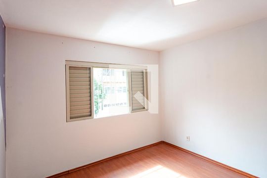Quarto 1 de casa para alugar com 3 quartos, 125m² em Parque Jabaquara, São Paulo
