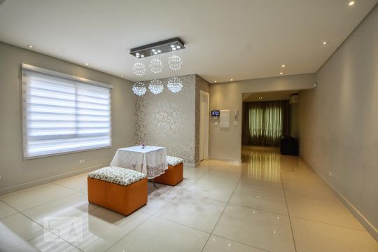 Cozinha de casa à venda com 3 quartos, 250m² em Parque Colonial, São Paulo