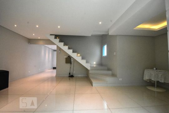 Sala de casa à venda com 3 quartos, 250m² em Parque Colonial, São Paulo