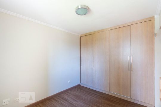 Quarto 2 de apartamento para alugar com 2 quartos, 68m² em Chácara Inglesa, São Paulo