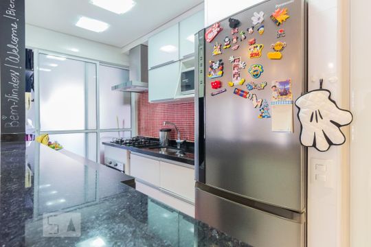 Cozinha de apartamento à venda com 3 quartos, 74m² em Jardim Marajoara, São Paulo