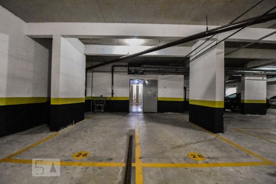 Garagem de apartamento para alugar com 2 quartos, 75m² em Cidade Monções, São Paulo