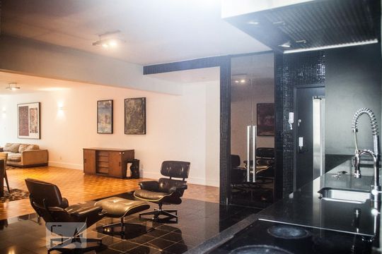Cozinha de apartamento para alugar com 3 quartos, 170m² em Bela Vista, São Paulo