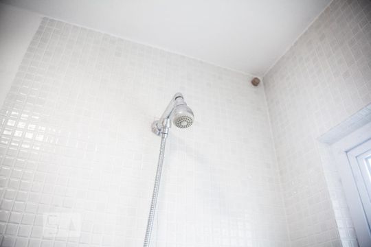 Ducha de apartamento para alugar com 3 quartos, 170m² em Bela Vista, São Paulo