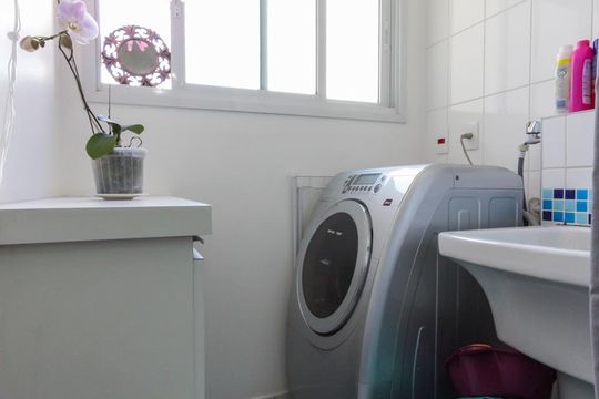 lavanderia de apartamento para alugar com 2 quartos, 70m² em Vila Andrade, São Paulo