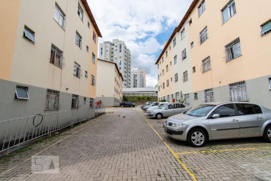 Estacionamento de apartamento à venda com 2 quartos, 70m² em Ouro Preto, Belo Horizonte