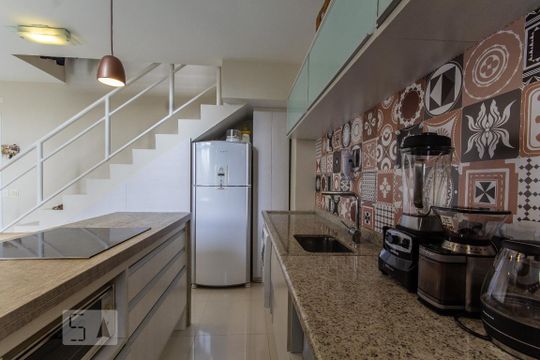 Cozinha de apartamento à venda com 1 quarto, 84m² em Parque do Morumbi, São Paulo