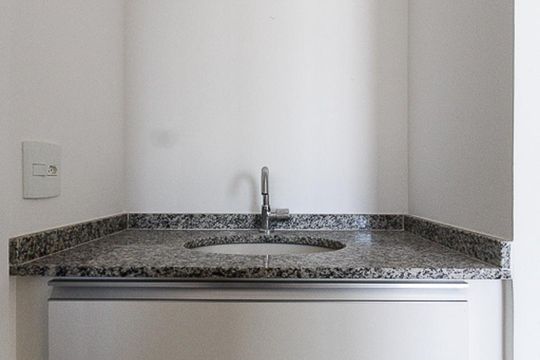 Lavabo de apartamento para alugar com 1 quarto, 40m² em Brás, São Paulo