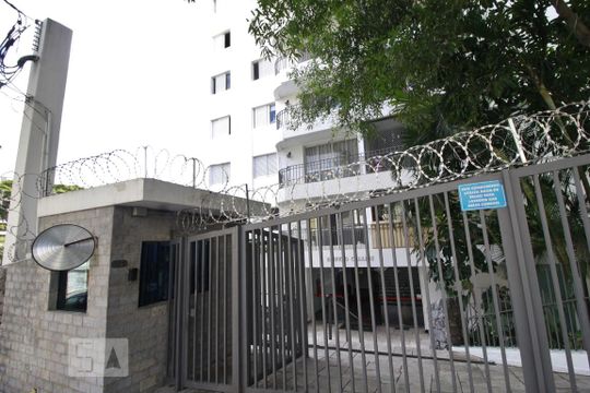 Fachada de apartamento à venda com 3 quartos, 83m² em Vila Progredior, São Paulo