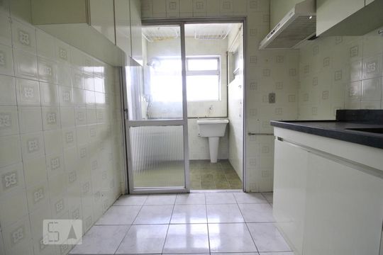 Cozinha de apartamento à venda com 3 quartos, 83m² em Vila Progredior, São Paulo