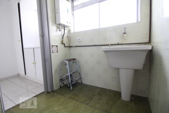 Área de serviço de apartamento à venda com 3 quartos, 83m² em Vila Progredior, São Paulo