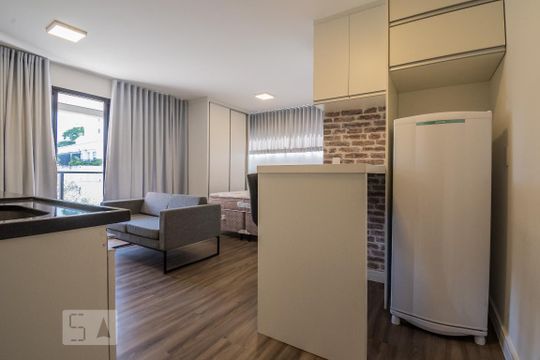Sala de kitnet/studio para alugar com 1 quarto, 36m² em Campo Belo, São Paulo
