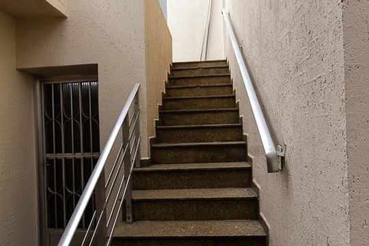 escada de acesso varanda de casa à venda com 5 quartos, 410m² em Mooca, São Paulo