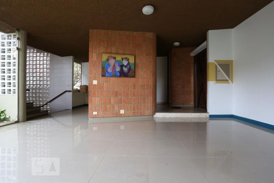 Sala de casa para alugar com 4 quartos, 1000m² em Vila São Francisco, São Paulo