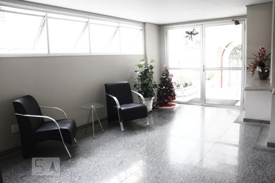 Hall social de kitnet/studio para alugar com 1 quarto, 27m² em Consolação, São Paulo