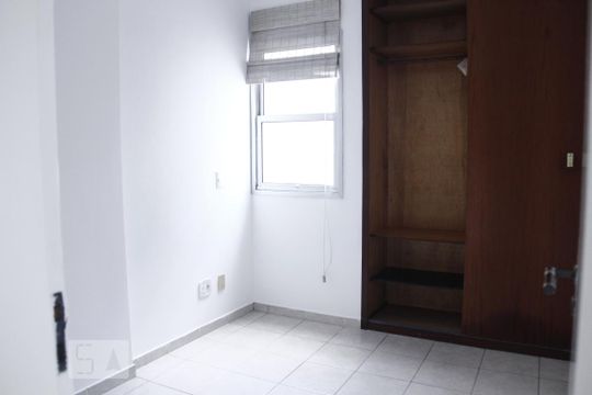 Quarto de kitnet/studio para alugar com 1 quarto, 27m² em Consolação, São Paulo