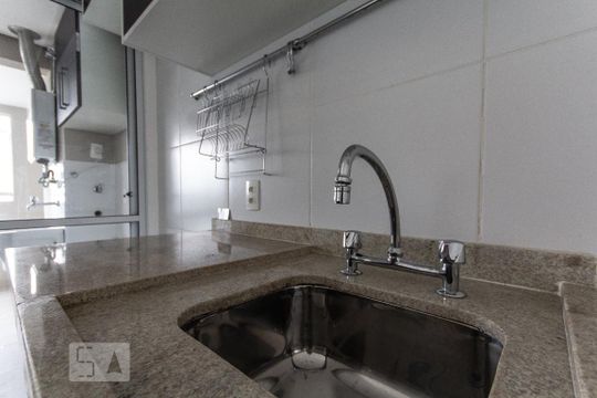 Cozinha de apartamento para alugar com 1 quarto, 49m² em Vila Andrade, São Paulo