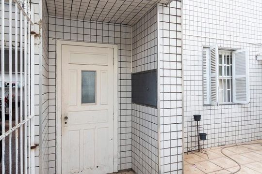 Fachada de casa à venda com 2 quartos, 155m² em Vila Guarani (z Sul), São Paulo