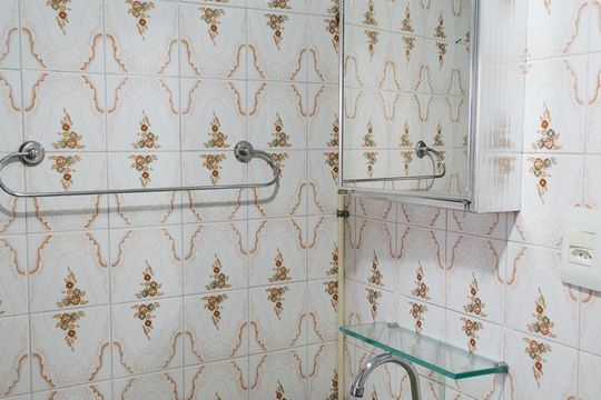 Banheiro de apartamento à venda com 1 quarto, 50m² em Cambuci, São Paulo