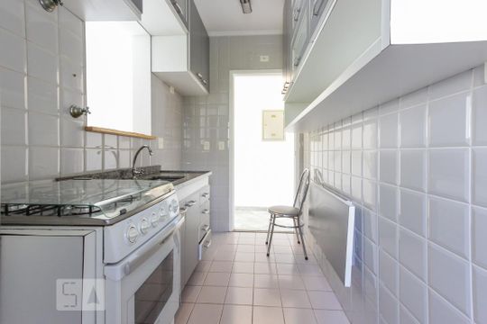 cozinha de apartamento para alugar com 1 quarto, 79m² em Vila Andrade, São Paulo