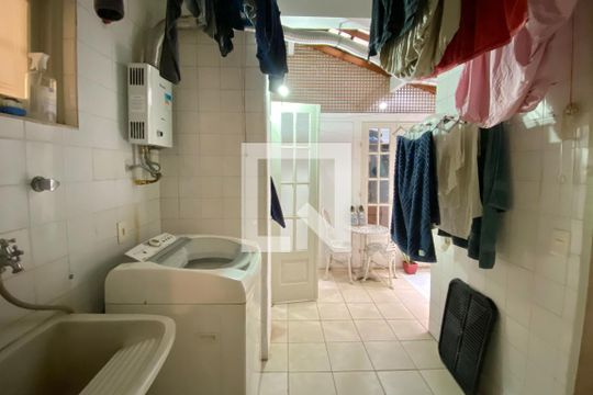 Área de Serviço de apartamento à venda com 3 quartos, 96m² em Humaitá, Rio de Janeiro