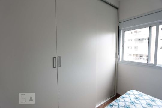 Suite  de apartamento para alugar com 2 quartos, 77m² em Vila Andrade, São Paulo