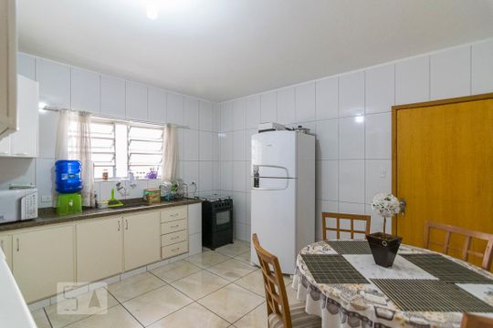 Cozinha de casa para alugar com 3 quartos, 210m² em Rudge Ramos, São Bernardo do Campo