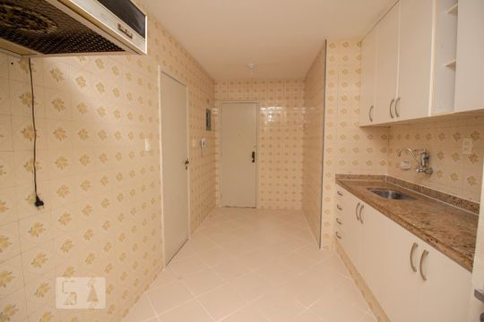 Cozinha de apartamento à venda com 2 quartos, 89m² em Méier, Rio de Janeiro