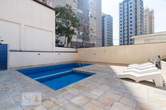 Piscina de apartamento para alugar com 2 quartos, 66m² em Saúde, São Paulo