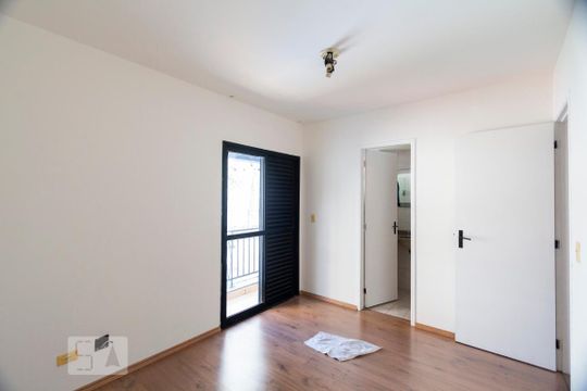 Quarto 2 (suíte) de apartamento para alugar com 2 quartos, 66m² em Saúde, São Paulo