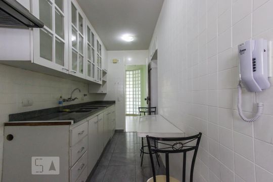 cozinha de apartamento à venda com 2 quartos, 97m² em Jardim Ampliação, São Paulo
