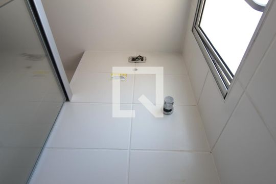 Banheiro Social de apartamento para alugar com 2 quartos, 55m² em Conjunto Helena Antipoff, Belo Horizonte