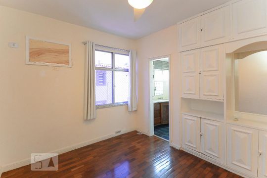 Suíte de apartamento à venda com 3 quartos, 120m² em Tijuca, Rio de Janeiro