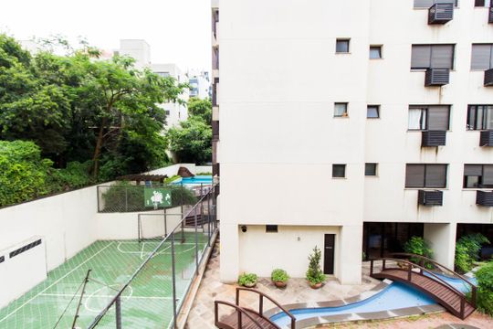 Vista Quarto de apartamento para alugar com 1 quarto, 58m² em Higienópolis, Porto Alegre