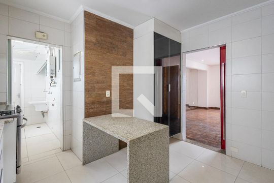 Cozinha de apartamento à venda com 3 quartos, 105m² em Cerqueira César, São Paulo